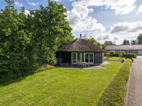 "Adrienne" - 35km from the Sea