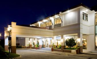 Plaza Del Norte Hotel and Convention Center