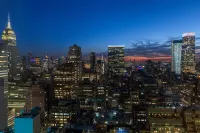 Hilton New York Times Square Hotels near Tiffany & Co.(New York - 57th Street - Flagship Store)