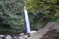 The Secret Hill Villa and Glamping Hotel di Kadudampit