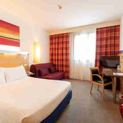 Best Western Palace Inn Hotel Rooms