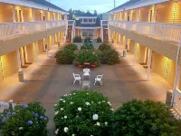 GuestHouse Enumclaw Hotels in Enumclaw