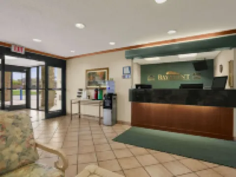 Baymont by Wyndham Sullivan Hotels in Sullivan