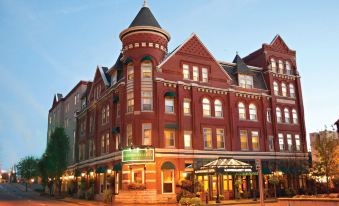 The Blennerhassett Hotel