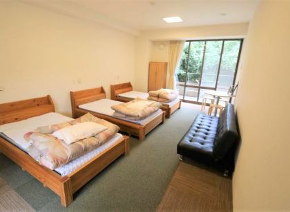 宇多野ユースホステル