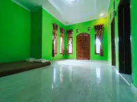 Homestay Family Ciletuh Hotels in Ciemas
