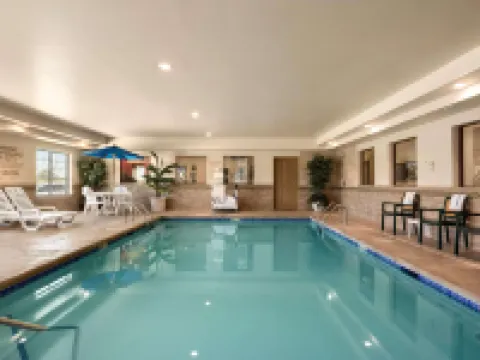 Country Inn & Suites by Radisson, Minot, ND Hoteles en Minot