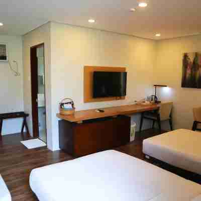 Dolores Tropicana Resort Rooms