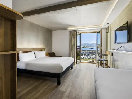 Ibis Styles Ajaccio Napoleon Отели в г. Аяччо