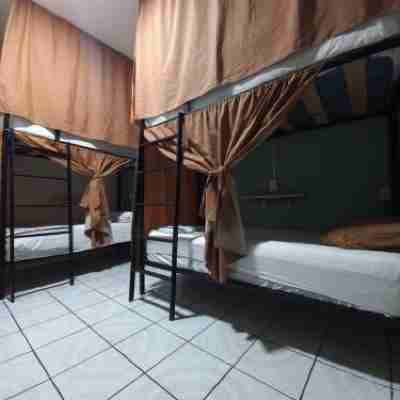 Chante Rooms