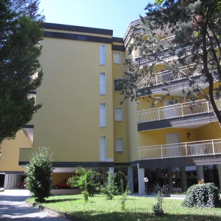 Nice and Cozy Flat at Grado Pineta