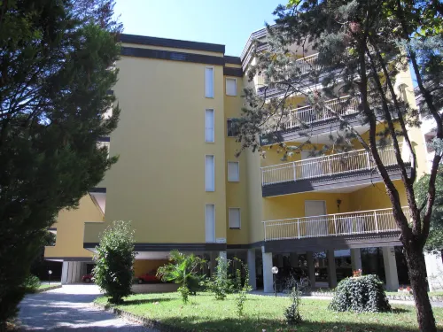 Nice and Cozy Flat at Grado Pineta