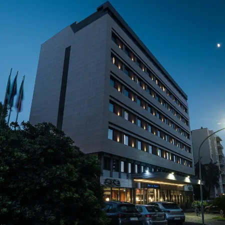 Hotel Dei Congressi Отели рядом с достопримечательностью «Парк аттракционов LunEur»