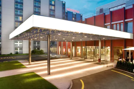 Mövenpick Hotel Zürich Airport