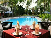Hotel Montana Dua Malang - Swimmingpools