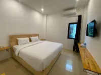 Urbanview Hotel Medio Inn Palu by RedDoorz