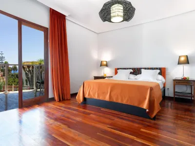 La Ideal Hotels in 
