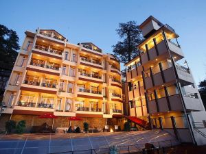 Hotel Willow Banks - Boutique 4 Star Hotel on the Mall Road Shimla