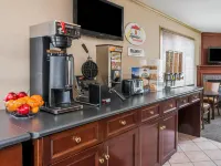 Super 8 by Wyndham Guelph - breakfast