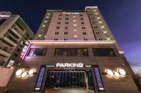 Cheongju Show Hotel