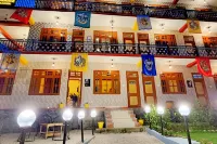 Hogwartz Hostel Hotels in Kasol