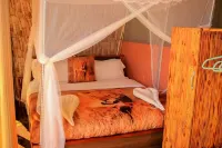 Amanya 2-Rooms Lioness Family Hotel a Amboseli