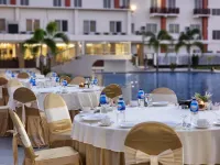 Aimas Hotel & Convention Centre Hotels in Klamasen