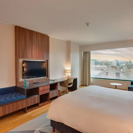 DoubleTree by Hilton Cluj - City Plaza