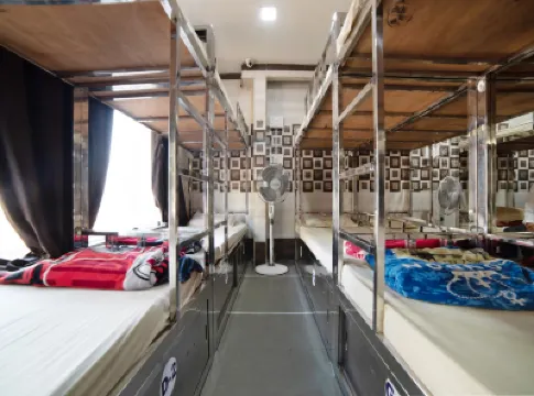 Shree Mahakali Guest House & Dormitory のホテル