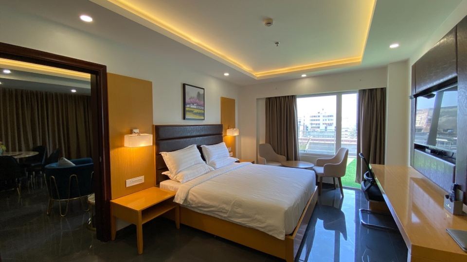 Apricot Hotel Ahmedabad