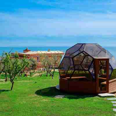 Villa Riviera Resort Hotel Exterior