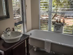 The Royal Fischer Hotel