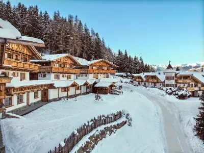 Chalets Almdorf Haidenberg Hotéis em Longega