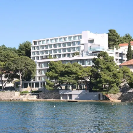 Kalamota Beach House