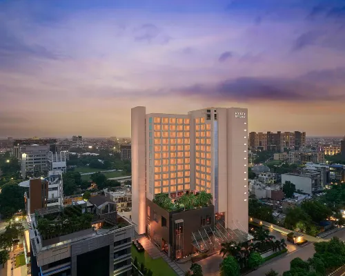 Hyatt Regency Lucknow Hotels near Gomti Nagar