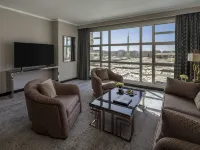 Anwar Al Madinah Mövenpick Hotel Hotels near Al Masjid an Nabawi