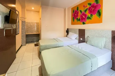 Urbanview Hotel Delima 101 Syariah Hotel dekat Alun Alun Taman Graha Asri 2