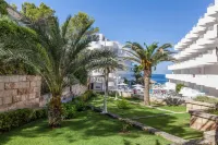 Fergus Style Cala Blanca Suites Hotels in Rotes Velles