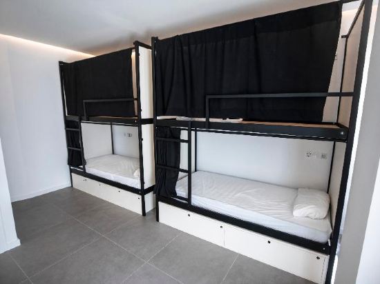 Hostel MYD Madriz