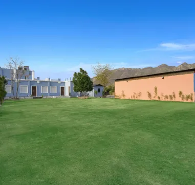 紅鬱金香MD山谷度假村和水療中心