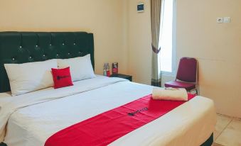 RedDoorz Syariah Near Lippo Plaza Sidoarjo