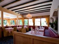Hotel Cristallo Hotels in Toblach