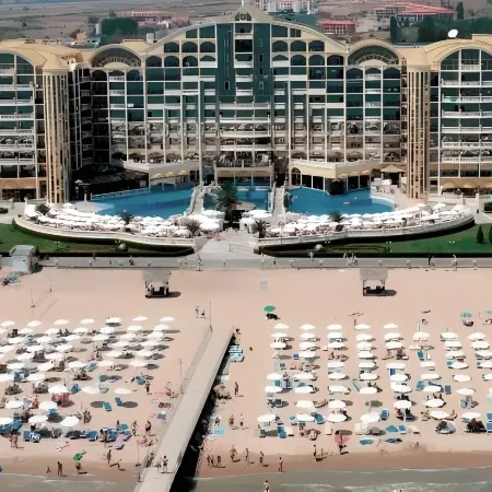 Imperial Palace Hotel