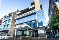 Hotel Myriad Hotels in Lucknow