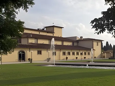 Hotel 500 Firenze Отели в г. Кампи-Бизенцио