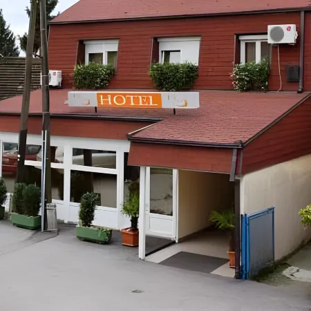 Hotel Fala