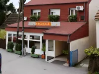 Hotel Fala