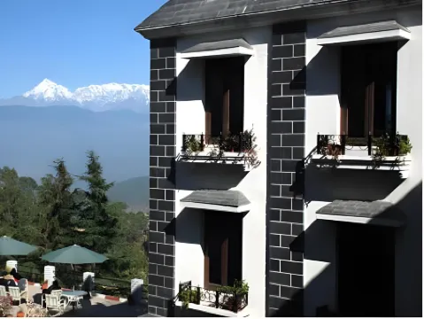 Sun N Snow Inn by Leisure Hotels