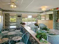 Super 8 by Wyndham Ellenton Bradenton Area