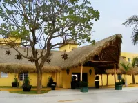 Zar Manzanillo Hotels in 